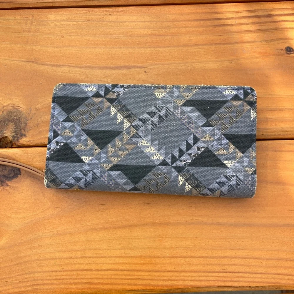 Wristlet Wallet From Universal Thread Southwestern Design